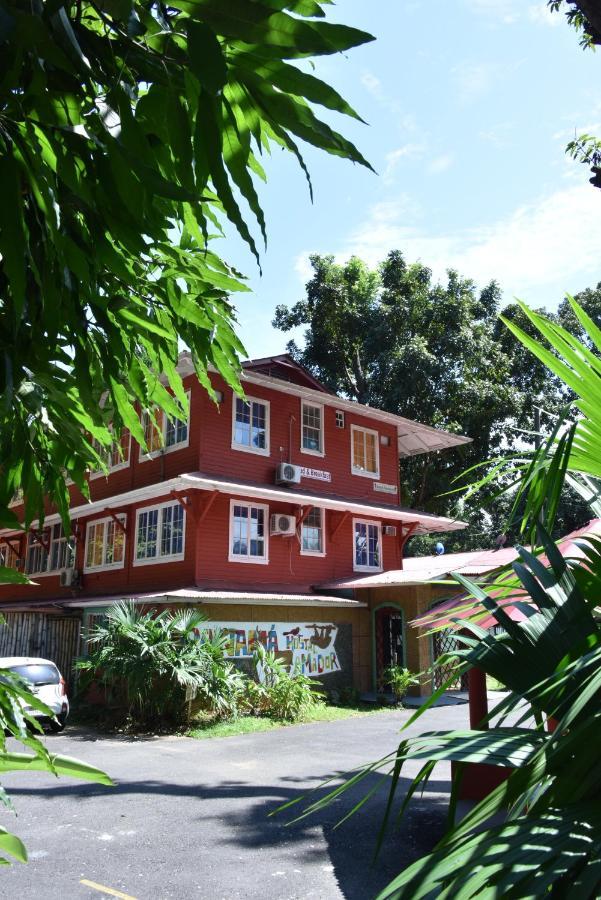 Albergue Amador Familiar *